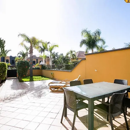 Сasa de vacaciones Townhouse In El Duque *