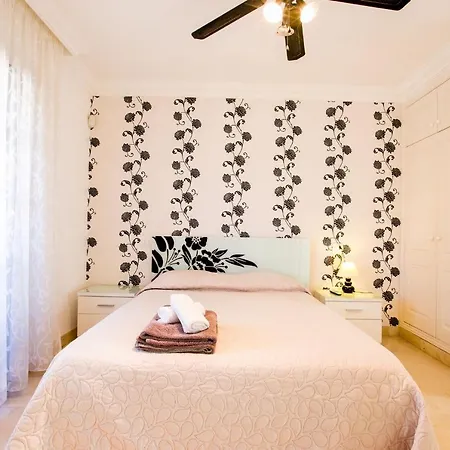 Townhouse In El Duque *