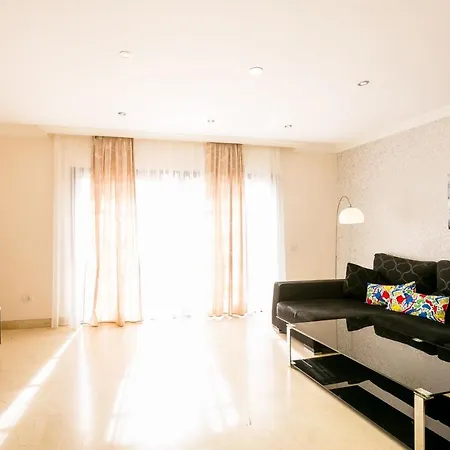 Townhouse In El Duque